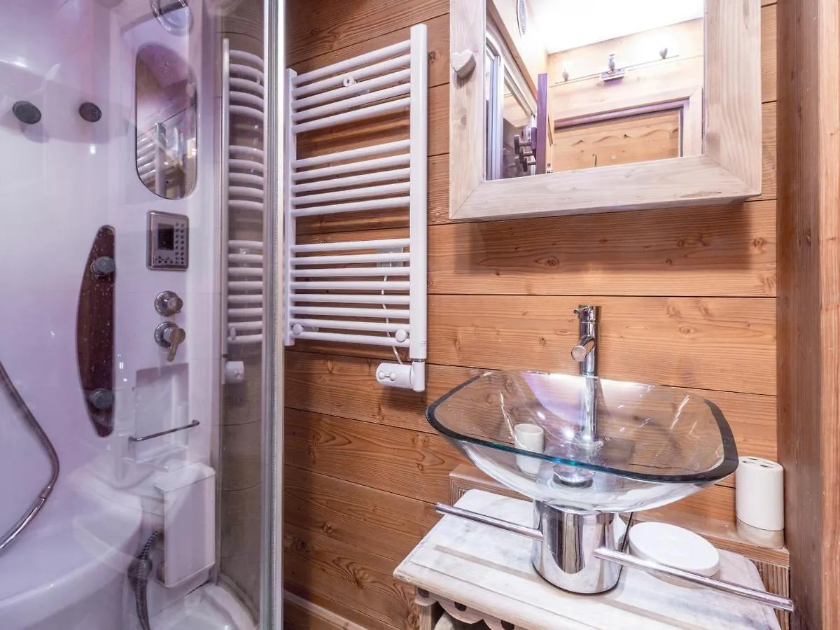 Διαμέρισμα Charmant Studio A Val-D'Isere Avec Balcon Sud, Proche Centre, Casiers A Ski - Fr-1-694-126