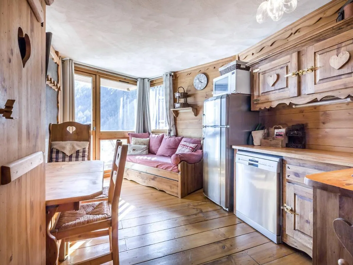 Charmant Studio A Val-D'Isere Avec Balcon Sud, Proche Centre, Casiers A Ski - Fr-1-694-126